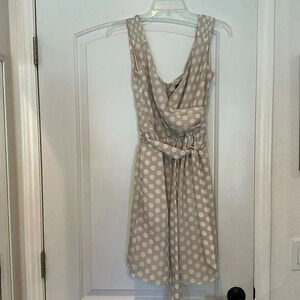 Express Polka Dot Faux Wrap Dress White Beige Tan Casual Party Work Sz 2